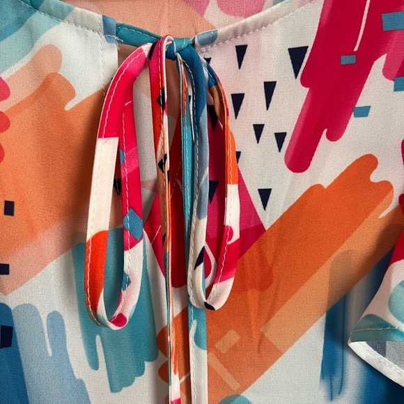 XL, sleeveless- bright, fun colored blouse - Picture 6 of 7